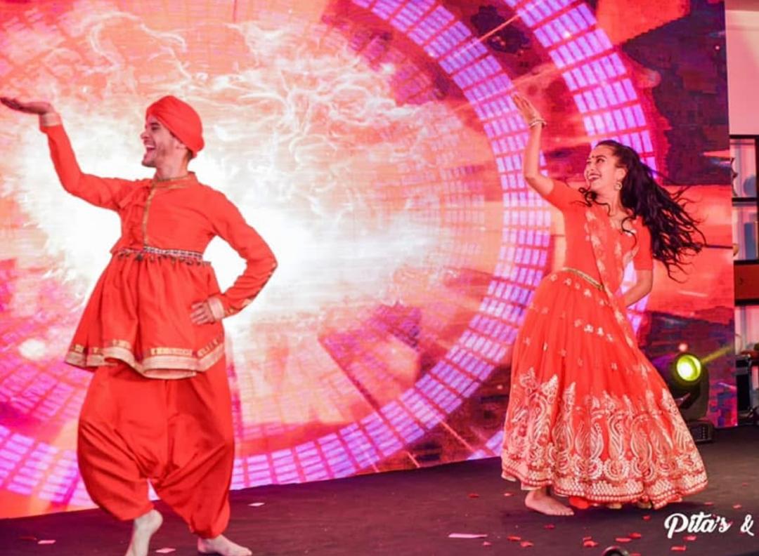 Nagada Sang Dhol